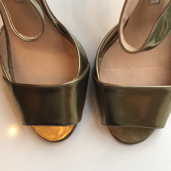 Manolo Blahnik Sandals - Picture 8 of 8